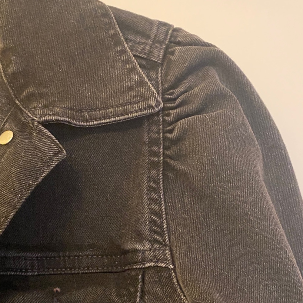 GAP Women's Dark Denim Jacket - Picture 4 of 6